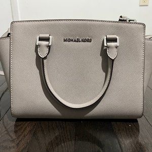 Michael Kors Selma Bag